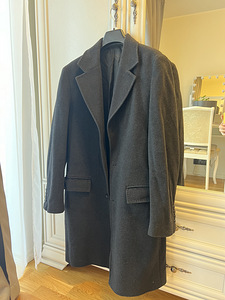 Zara mantel