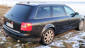2002 Audi A6 Quattro 2.5tdi 132kw Tiptronic (5 foto / 9)