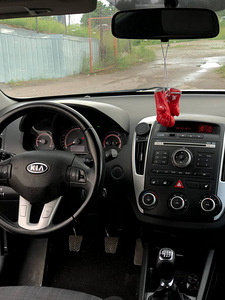 Kia Ceed Facelift Comfort 1.6 66kV (8 foto / 10)