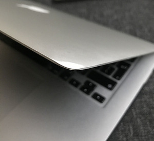 MacBook Air 13" - i7 / 8GB Ram / 256 GB SSD - Battery :27 (3 foto / 3)