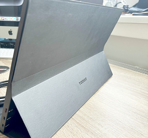 Portable 15.6" FullHD IPS Monitor (2 foto / 3)