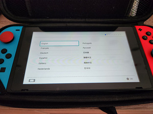 Nintendo Switch + 3 Mängu (Ni No Kuni, Splatoon 2, ...) (6 foto / 6)