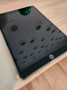 Apple iPad Air 3 (2019) - 64GB (7 foto / 8)