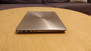 Lisa graafikakaardiga ASUS Zenbook UX310UQ (3 foto / 9)