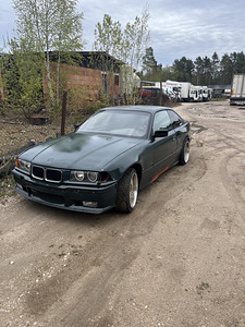 BMW e36 2.5i купе (3 фото из 6)