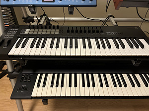 Novation launchkey 49 MK3 (1 foto / 4)