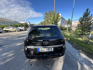 Opel Astra Wagon (6 фото из 15)