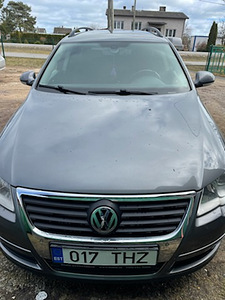VW passat variant b6 2.0TDI 130kw (1 foto / 3)