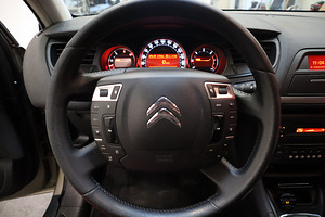 CITROEN C5 1,6D 84kw 2013a. (9 foto / 12)