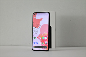 Võimekas Google Pixel 5 (5G), uueväärne (5 foto / 10)