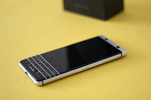 Tippklassi Blackberry Keyone, uueväärne (3 foto / 10)