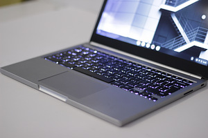 Google Pixel Chromebook i7/16GB RAM (10 foto / 10)
