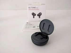 Tippklassi LG TONE Free HI-FI heliga, uued (4 foto / 5)