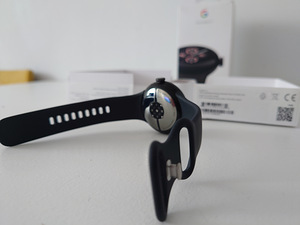 UUS tippklassi Pixel Watch 2 (2 foto / 4)