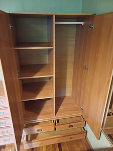 Müüa magamistoa mööblikomplekt (3 foto / 5)