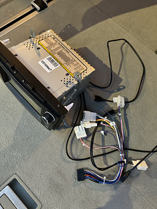 Toyota stereo (2 foto / 4)