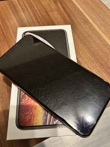 iPhone xs max (2 фото из 5)
