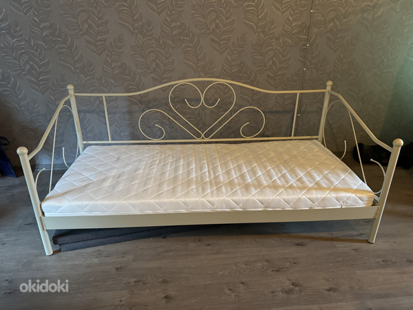 Teras voodiraam 90x200cm madratsi ja põhjaga