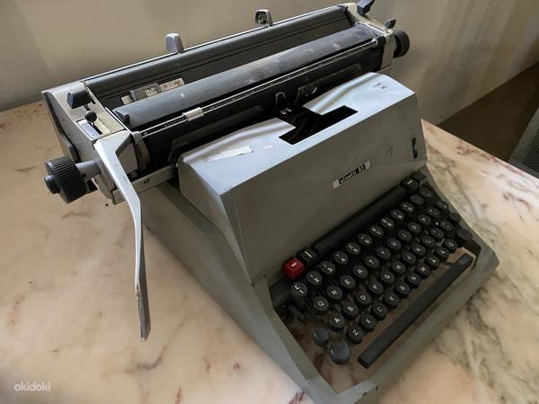 Olivetti 82 пишущая машинка (фото #1)