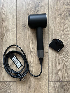 Föön Dyson (korpusel praod) (2 foto / 10)