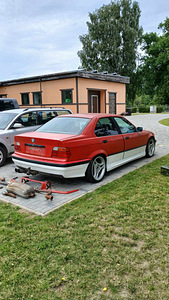 BMW 316 (1.8i 85kw) (2 фото из 8)