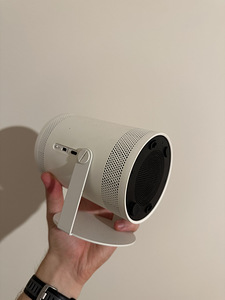 Samsung The Freestyle 100" projektor SP-LSP3BLAXXH (3 foto / 5)