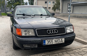 Audi 100 Avant C4 (2 foto / 7)