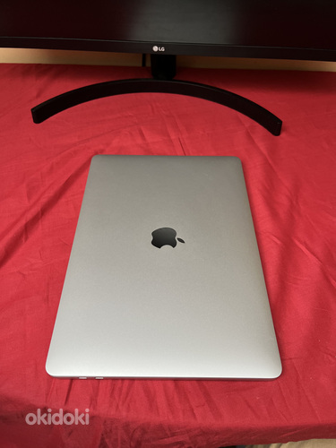 MacBook Pro M2 2022 13* Сенсорная панель, Touch-id (фото #1)