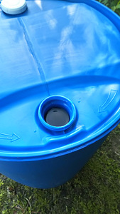 Tünn, 220 L vaat, plastikmahuti (3 foto / 3)