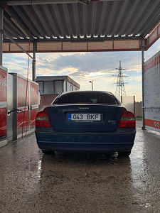 Volvo s80 2.4d D5 2002 (2 foto / 9)