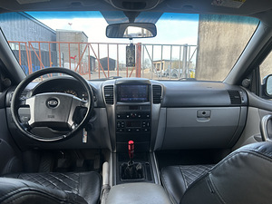 Kia Sorento 2006 4x4 Manuaal Diisel (4 foto / 4)