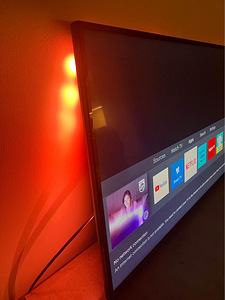 Телевизор Philips Ambilight (2 фото из 2)