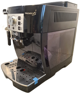 DeLonghi ECAM 22 110 Magnifica S Black (1 foto / 3)