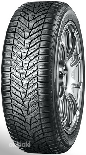 Yokohama Bluearth 225/60 R18 v905