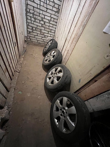 Диски Skoda с шинами (1 фото из 5)