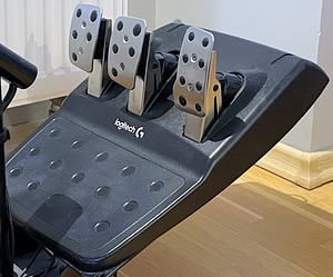 Logitech G29 mängurool (pedaalide ja käigukangiga) (3 foto / 3)