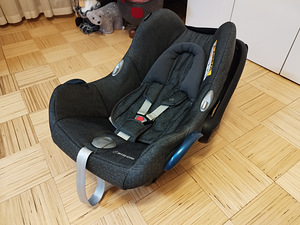 Maxi Cosi Cabriofix (2 фото из 3)