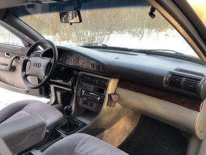 Audi A6 C4 1.9TDI (13 foto / 15)