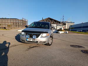 Chrysler Town and Country 3,8 LPG (1 foto / 9)