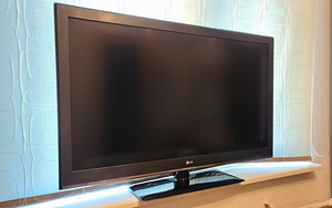LG teler 42" FullHd LCD 2013 (1 foto / 4)