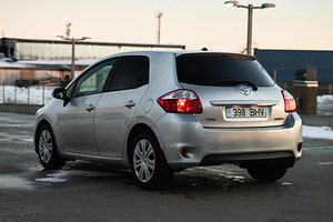 Toyota Auris 2012 1.6 manuaal (5 foto / 15)
