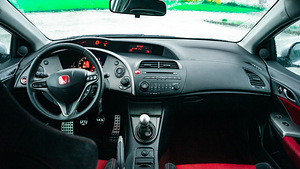 Honda Civic Type R 148 kW (12 foto / 14)