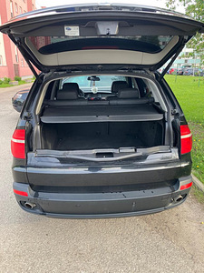 BMW X5 2009 (7 foto / 9)