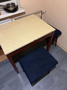 Söögilauad ja 2 toolid (2 foto / 2)