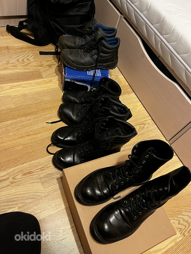 4 пары обуви (фото #1)