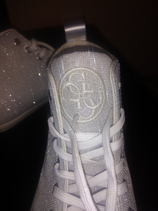 GUESS 35r (2 foto / 4)