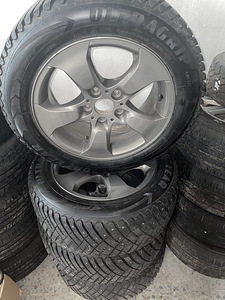 BMW 5x120 R17 Goodyear Ultragrip ice 235/55 (2 foto / 4)
