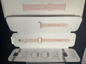 Apple Watch Series 6 GPS + Cellular, 40mm Gold Aluminium (8 foto / 10)