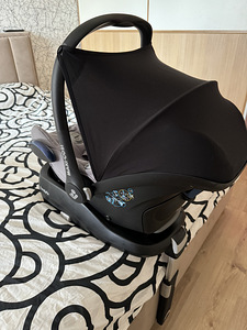 Maxi Cosi Cabriofix turvahäll ja FamilyFix alus (3 foto / 6)