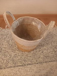 Müüa lillepotti ümbris. (2 foto / 3)